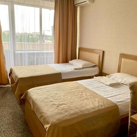 Seven Hotel Biskek Kültér fotó