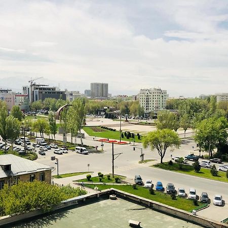 Seven Hotel Biskek Kültér fotó